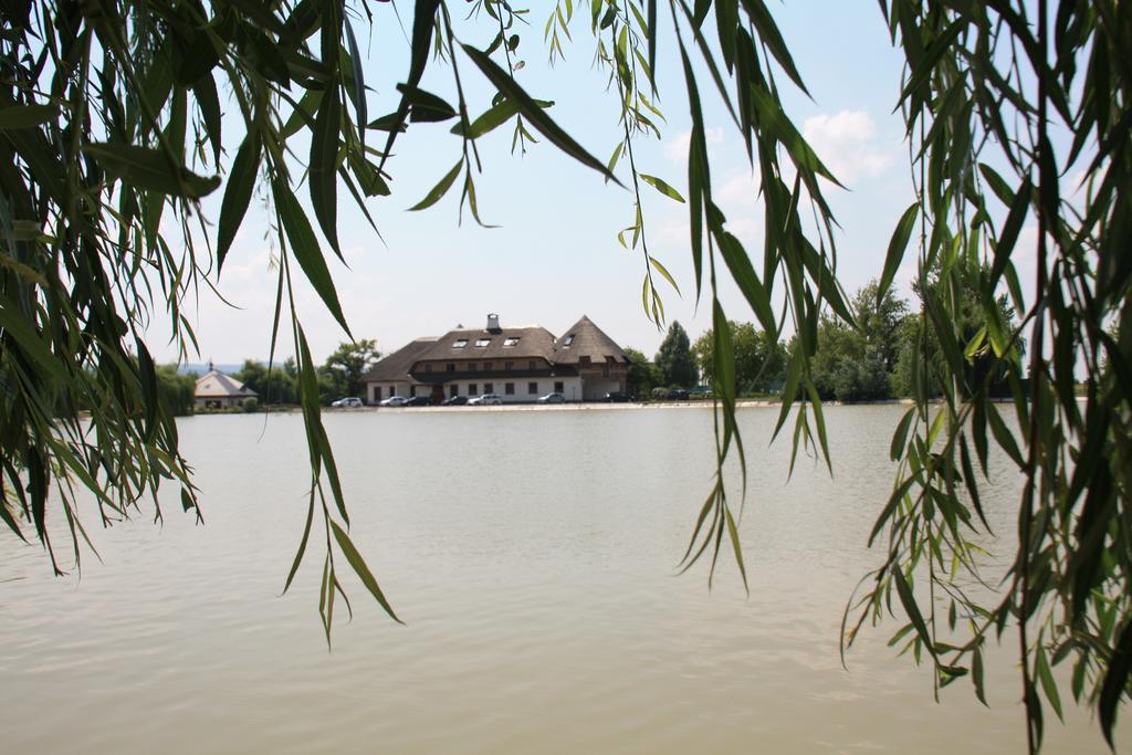 Penzion Eko Park Piestany Экстерьер фото