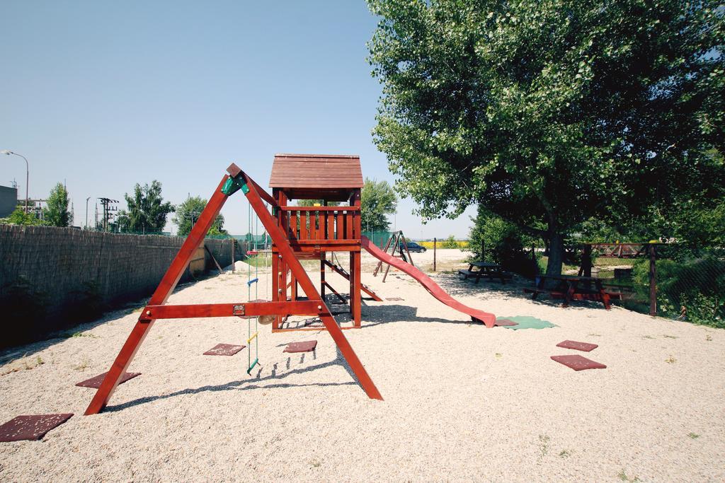 Penzion Eko Park Piestany Экстерьер фото